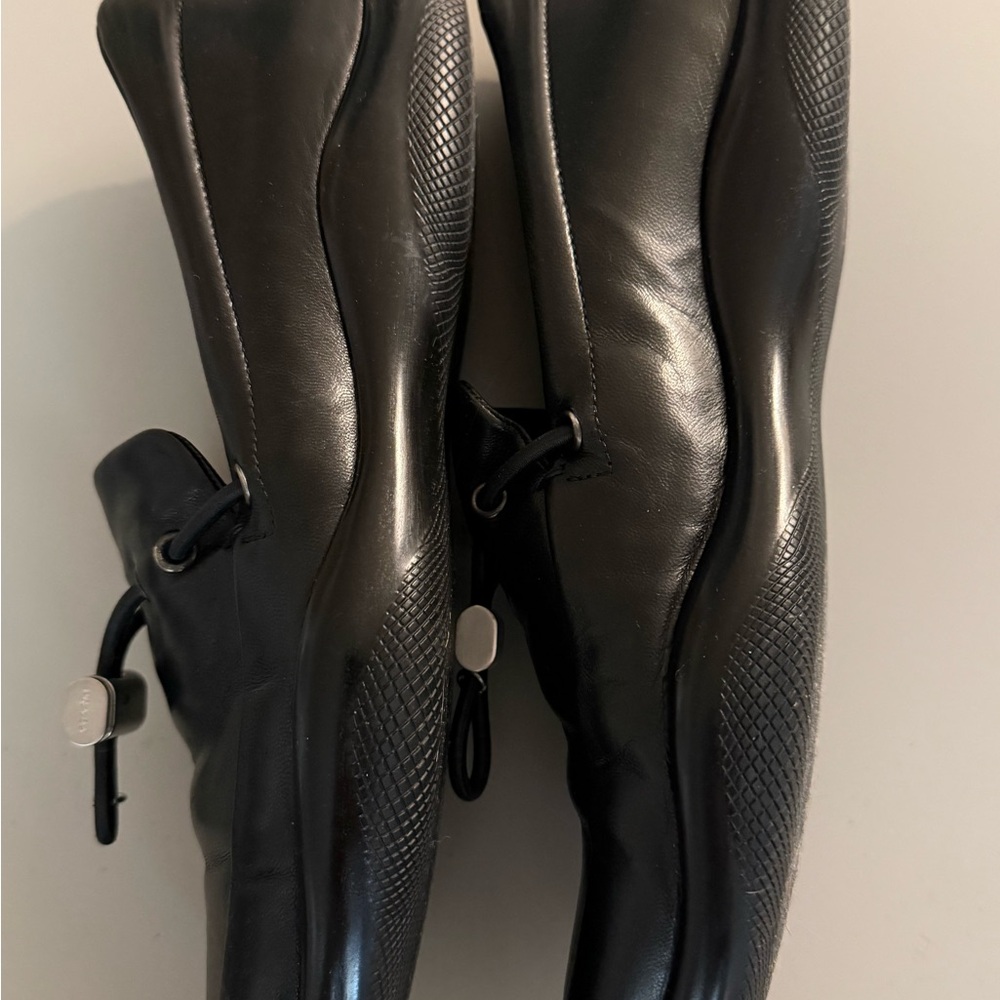Prada Women’s Black Soft Leather Loafers - Size 40. Barely Worn. - Picture 3 of 9